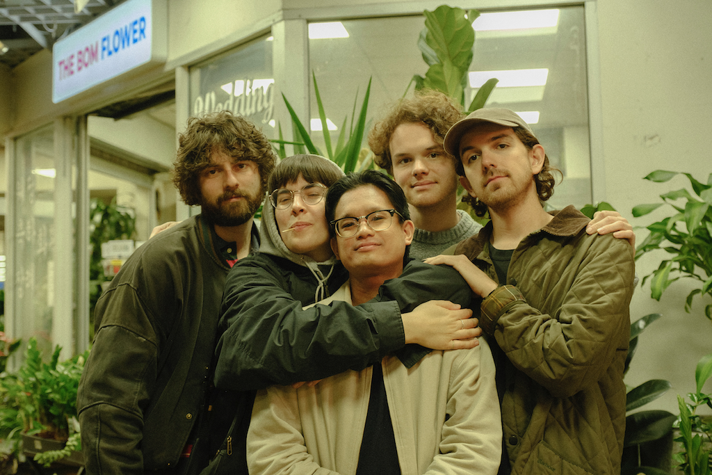Living Hour - 'Wheel'