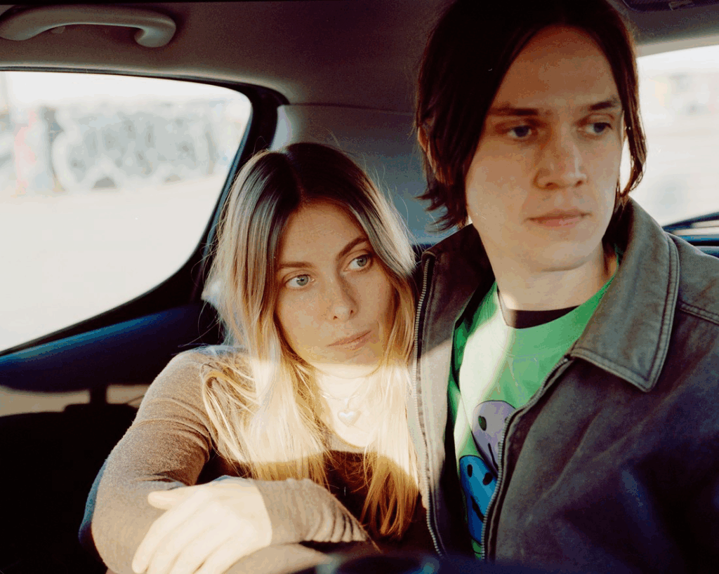 snuggle: 'Goodbyehouse' Album Review | The Daily Music Report