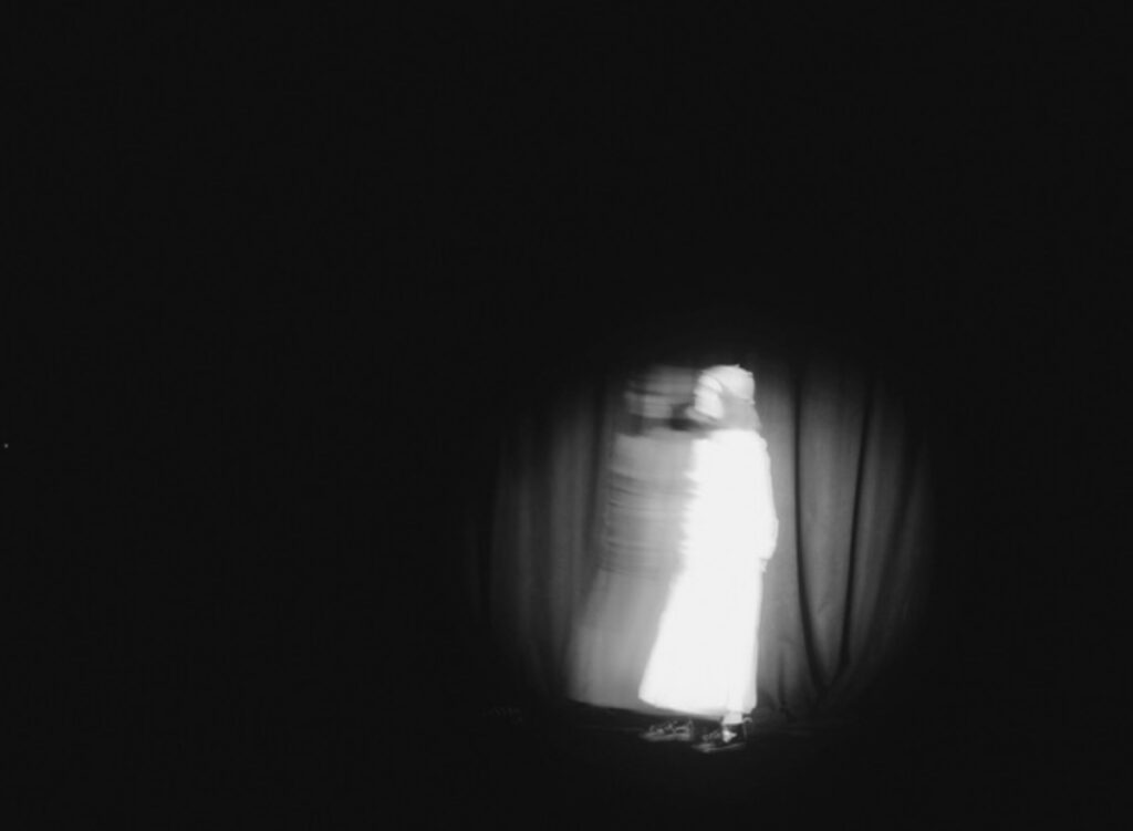 Bug Teeth - 'Thin Circle'
