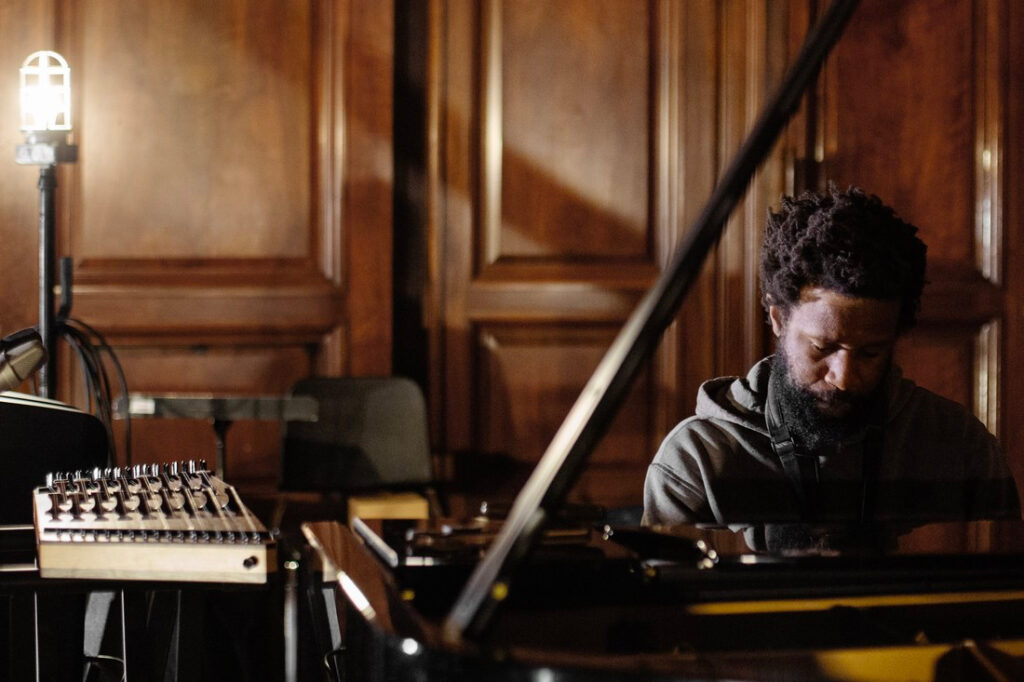 JJJJJerome-Ellis---'Vesper-Sparrow'-press