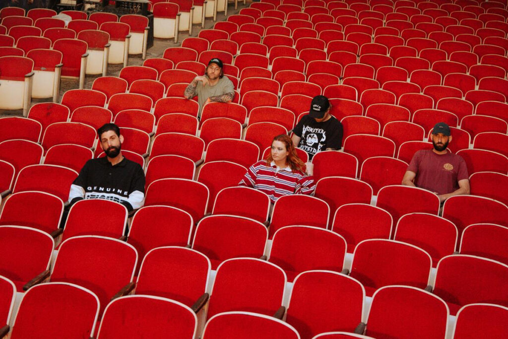 Tigers Jaw - 'Head is Like a Sinking Stone'