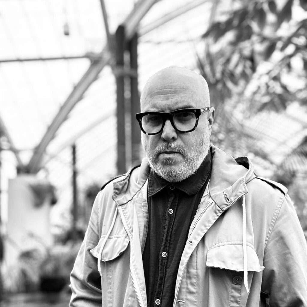 The-Reds-Pinks-and-Purples---'Heaven-of-Love'-press