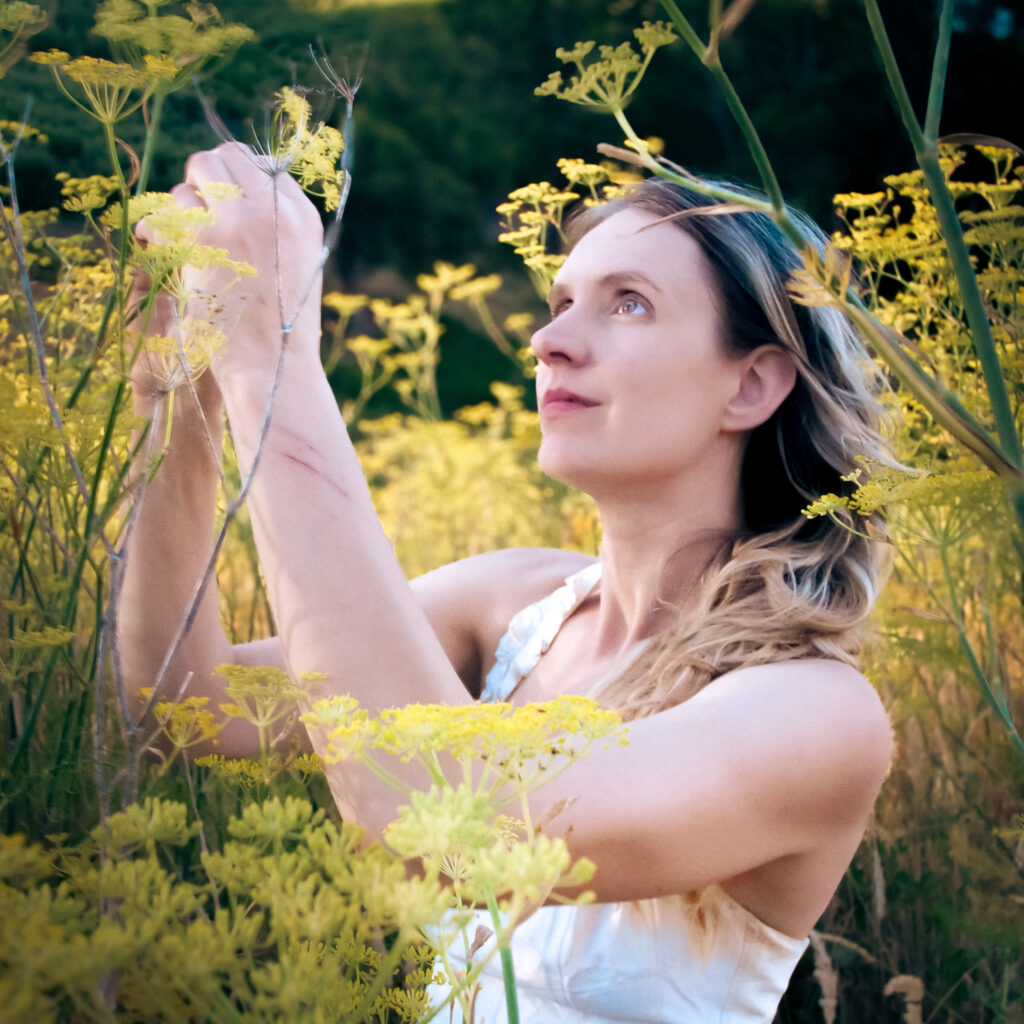 Anya Anastasia - 'Burrow'