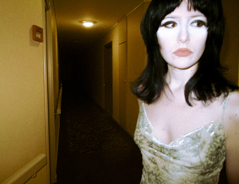 Lal Tuna - 'Afternoon Tram'